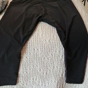 Crop plus sized black calia leggings